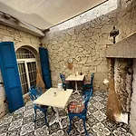 Δωμάτια σε οικογενειακή κατοικία Paribo Alacati *