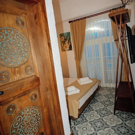 Paribo Alacati Çeşme