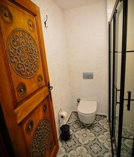 Paribo Alacati * Çeşme