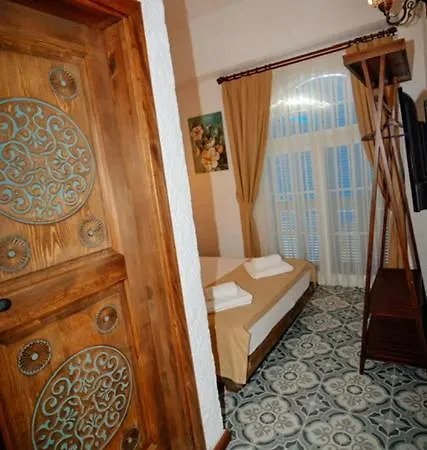 Paribo Alacati Homestay szállás