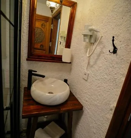 Homestay Paribo Alacati *