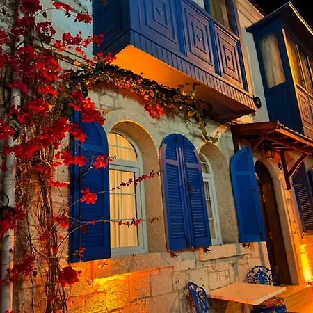 Paribo Alacati Homestay