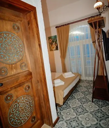 Paribo Alacati ホームステイ