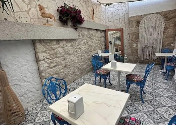 ホームステイ Paribo Alacati Çeşme